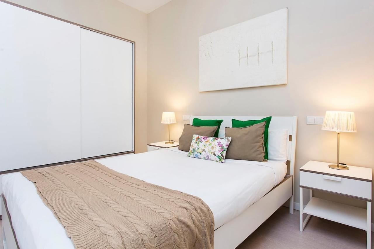 ברצלונה Stay U-Nique Apartments Floridablanca II מראה חיצוני תמונה